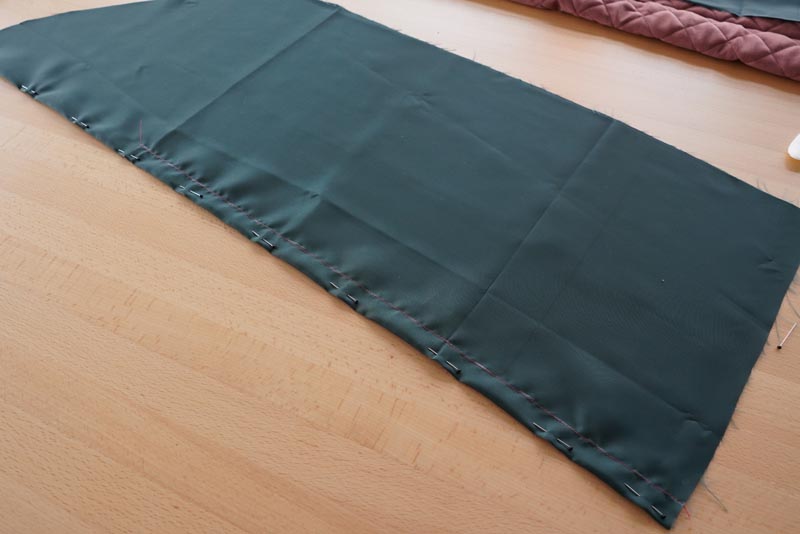 Free sewing tutorial - how to sew a women´s woven vest (sewing pattern included)