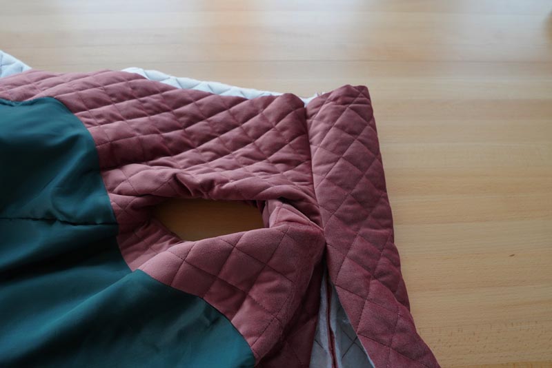 Free sewing tutorial - how to sew a women´s woven vest (sewing pattern included)