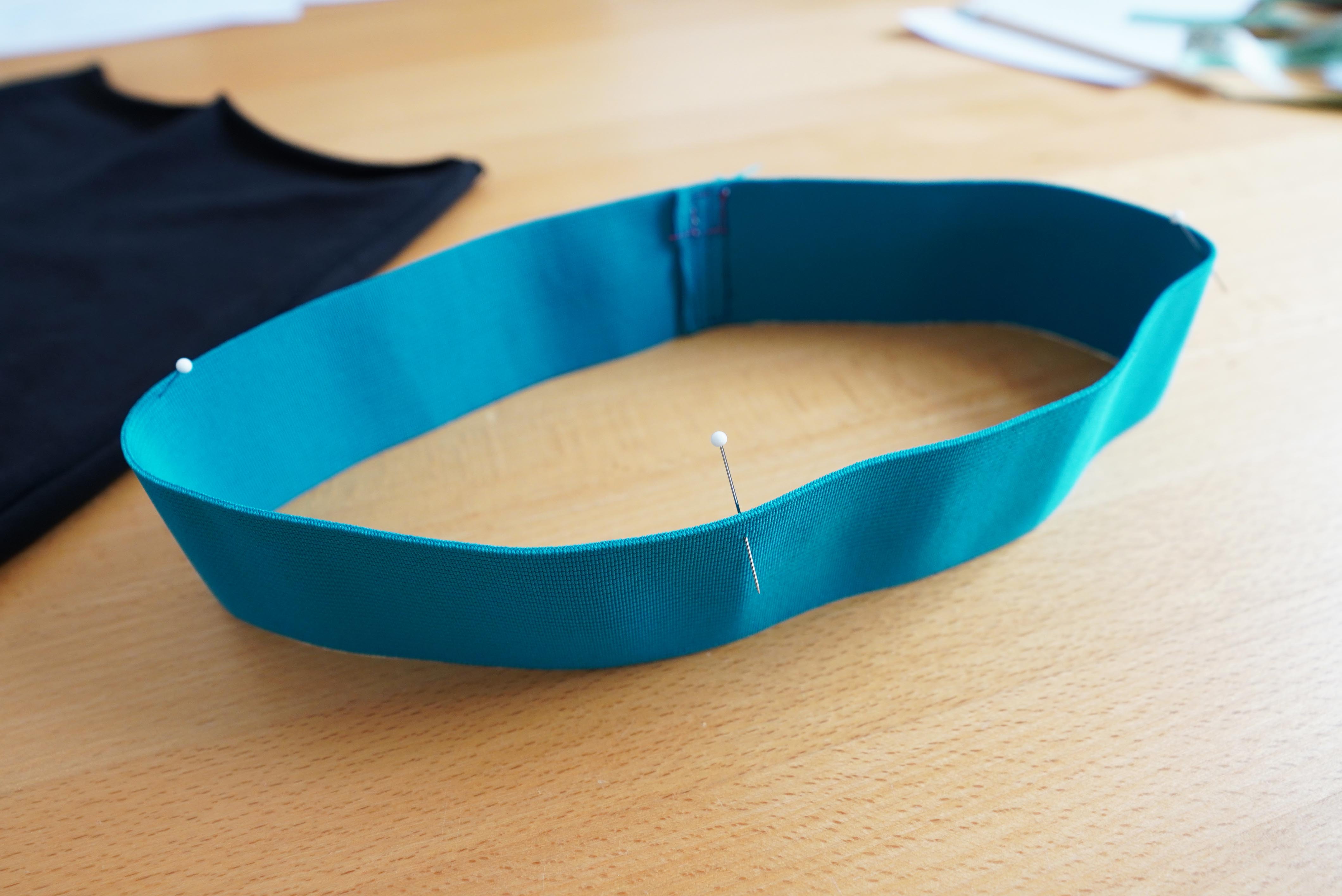 How to Sew Women´s High Waist Flare Leg Pants BACK TO FLARE (+Sewing Pattern in Sizes 32-60)