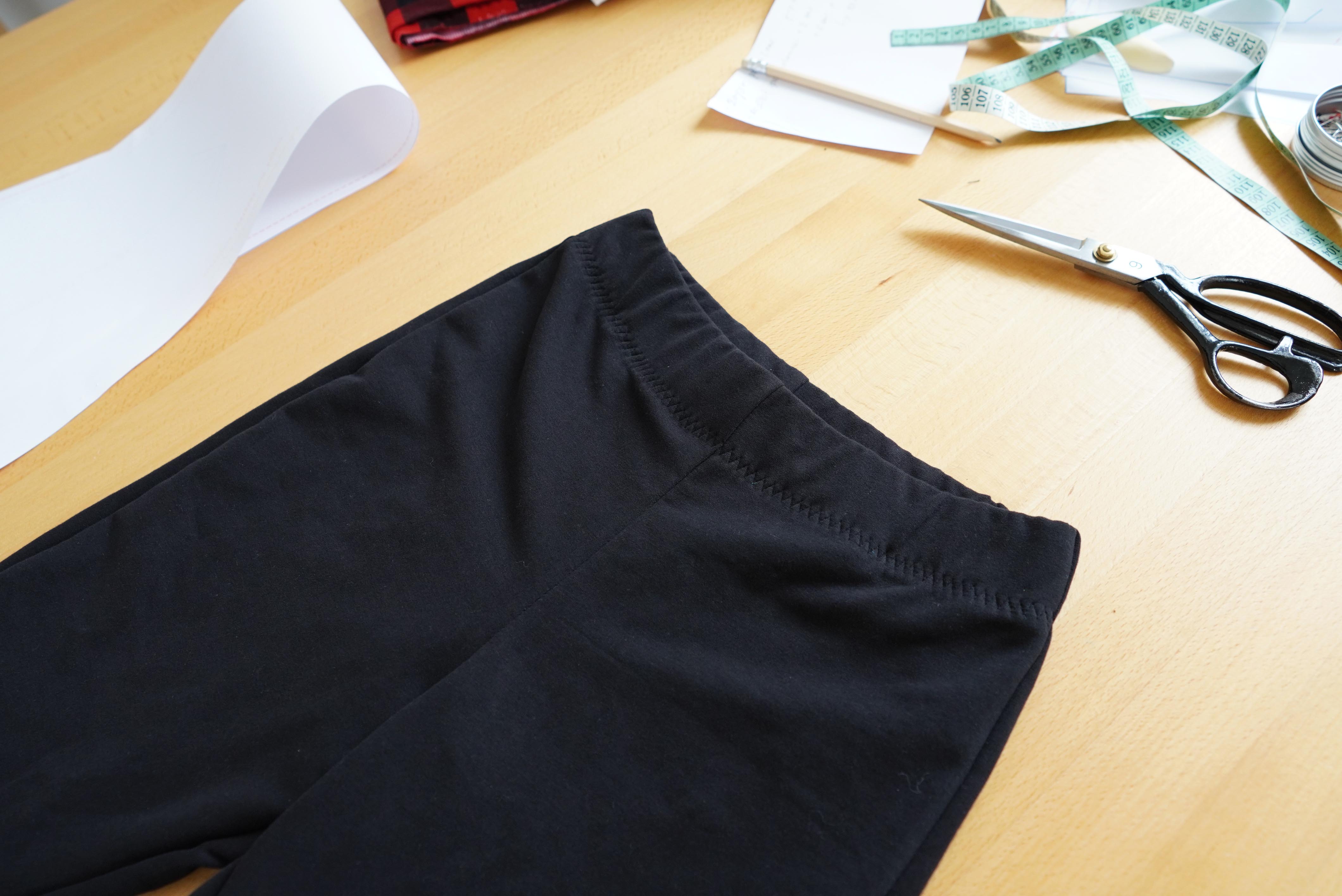 How to Sew Women´s High Waist Flare Leg Pants BACK TO FLARE (+Sewing Pattern in Sizes 32-60)