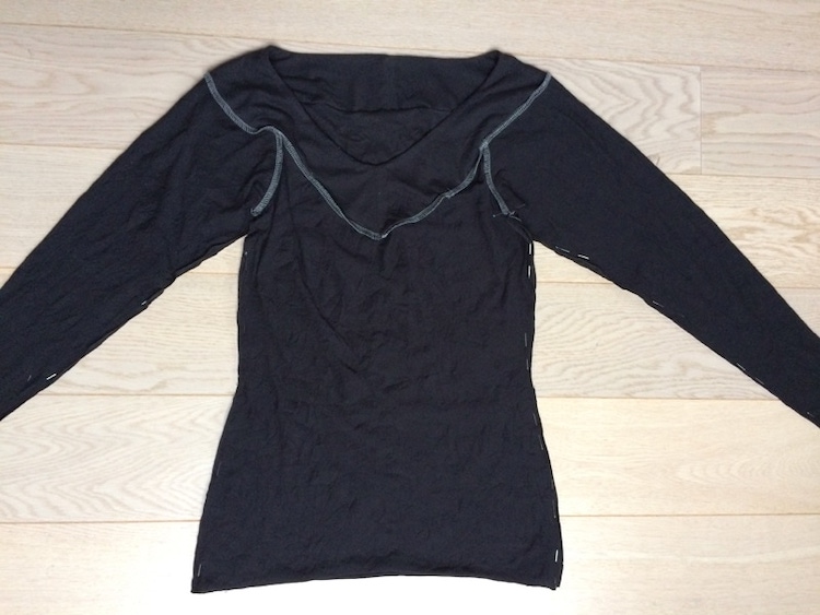 How to sew a hoodie with raglan sleeves and collar