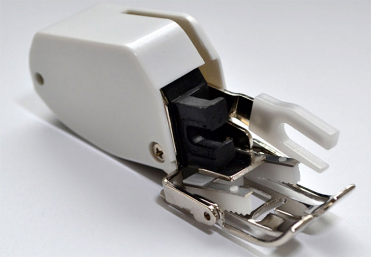 How to choose a sewing machine – walking foot